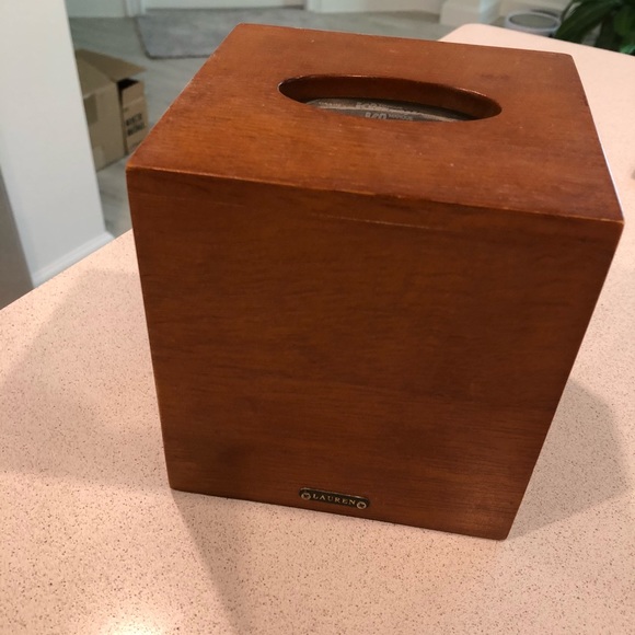 Lauren Ralph Lauren Other - Lauren Ralph Lauren Wooden Tissue Box Holder